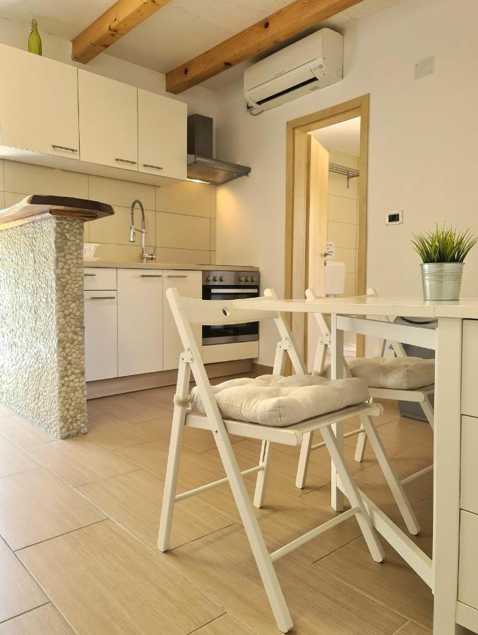 Apartments Sveti Ivan Mošćenička Draga Екстериор снимка