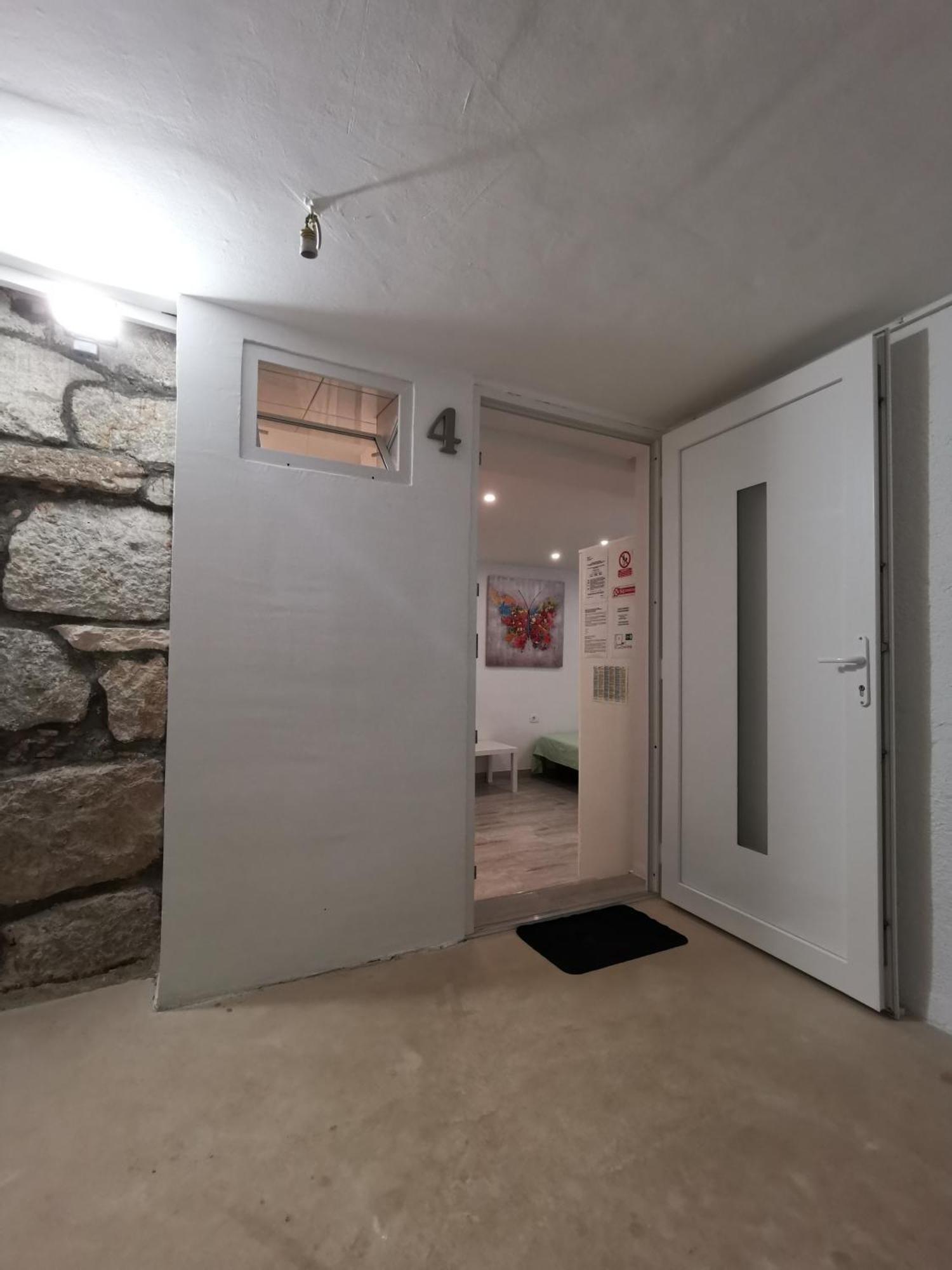 Apartments Sveti Ivan Mošćenička Draga Стая снимка